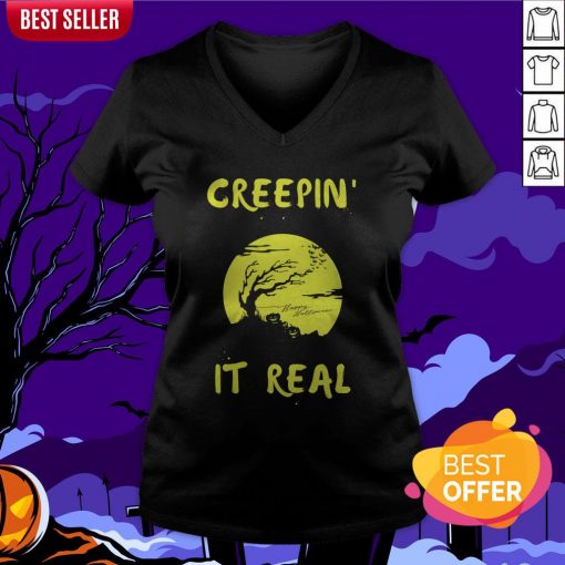 Halloween Funny Graveyard Greepin' It Real V-neck