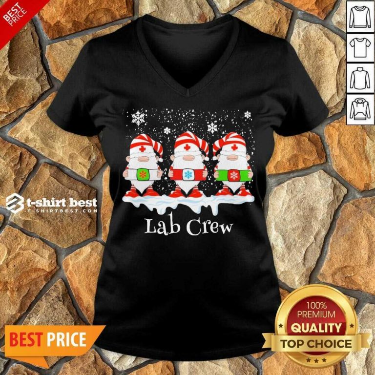 Gnome Nurse Lab Crew Merry Christmas 2020 V-neck - Design By 1tees.com