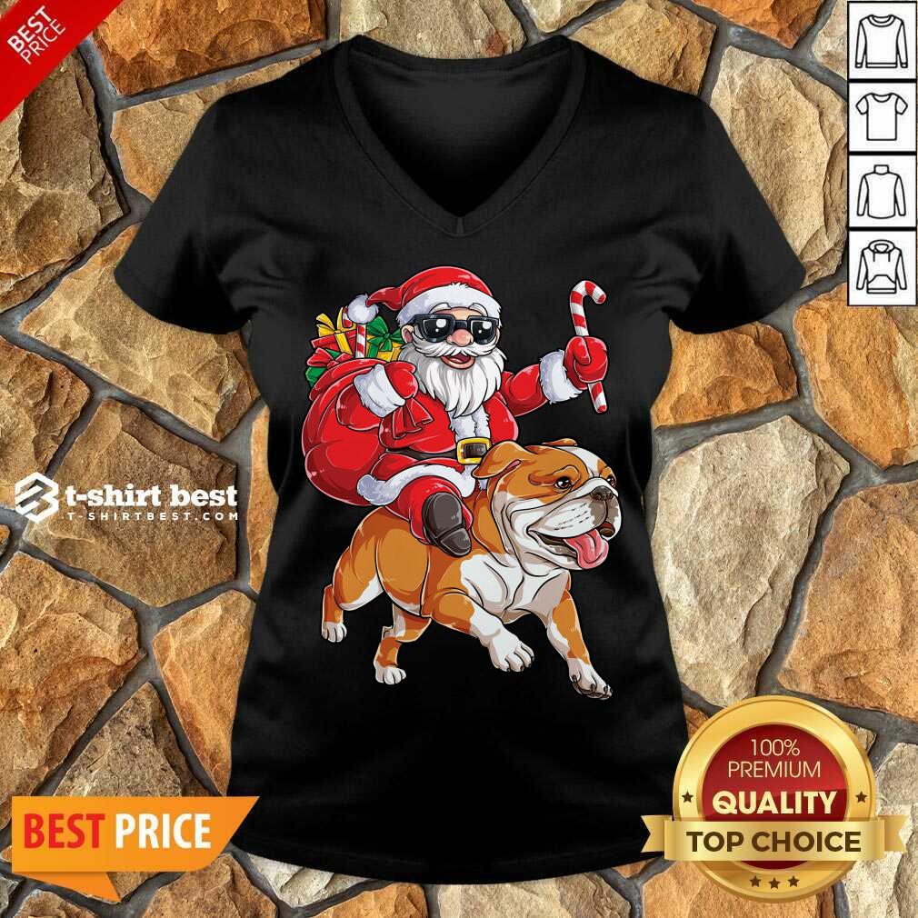 Claus Riding Bulldog Merry Christmas V-neck - Design By 1tees.com