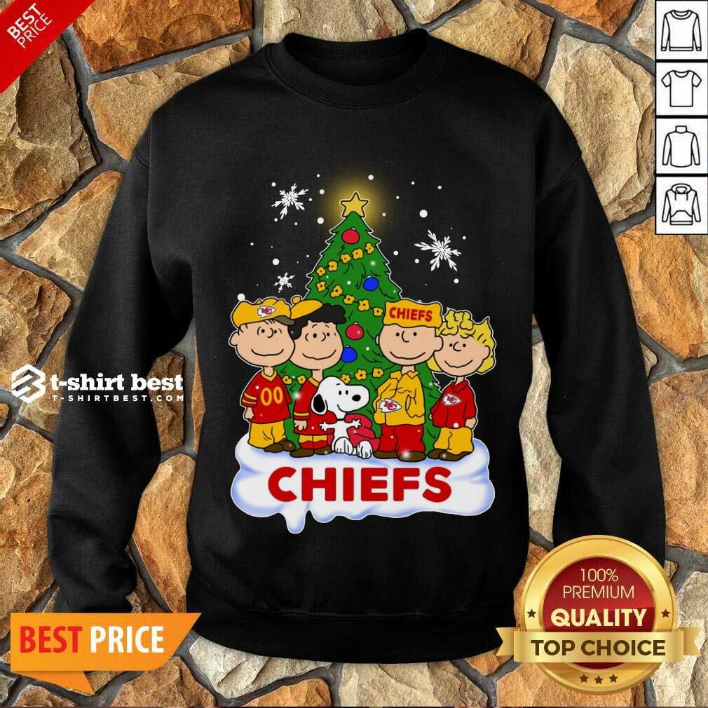 Kansas City Chiefs Snoopy Peanuts Christmas Xmas T-Shirt - Teeducks