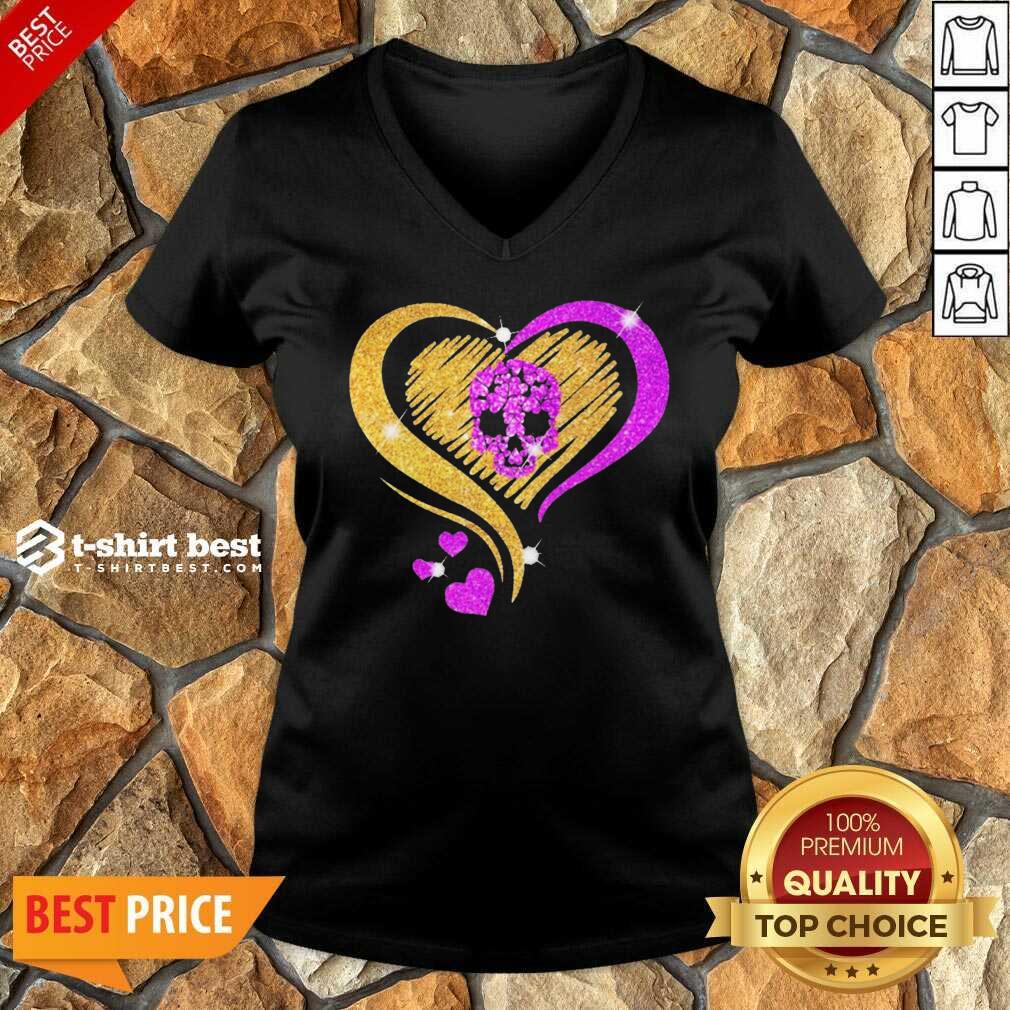 Skull Heart Bling V-neck - Design By 1tees.com